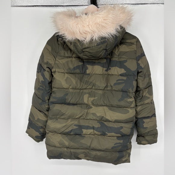Abercrombie Kids Camouflage Puffer Jacket with Pink Faux Fur Lining - Picture 3 of 12